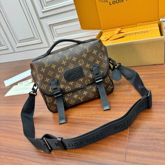 루이비통 LV 트레일 메신저 백